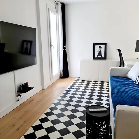 Homestay Chambre, Salle De Bain Et Salon Prive - Paris La Defense *